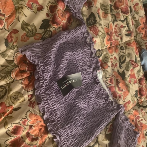 Fashion nova top - Picture 3 of 3